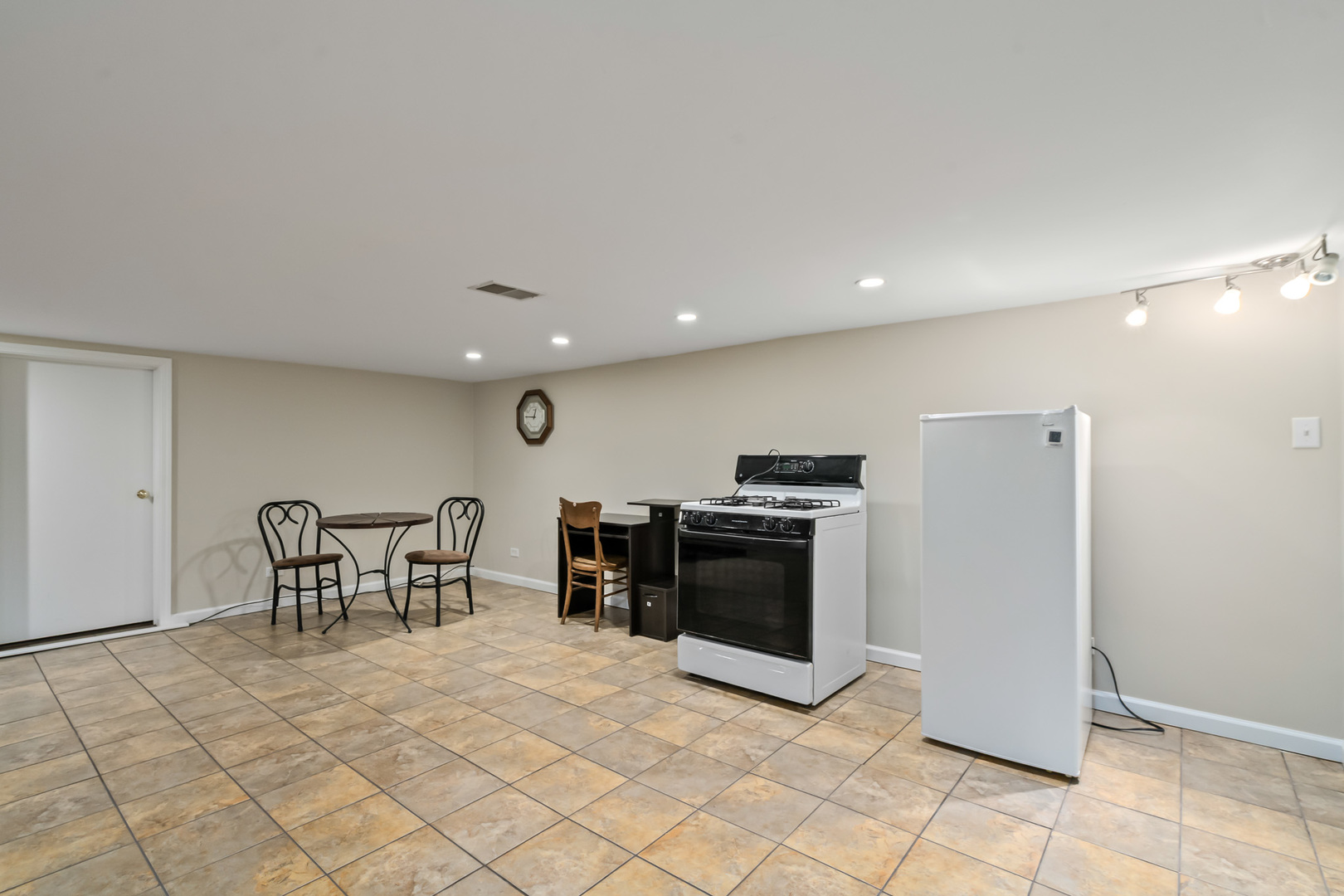 22601 South Spencer Road New Lenox, IL 60451 - Photo 34 of 93 Gallery Image 34
