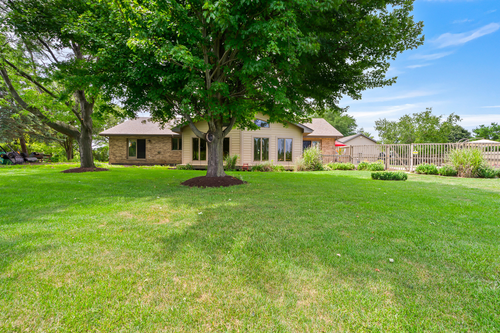 22601 South Spencer Road New Lenox, IL 60451 - Photo 55 of 93 Gallery Image 55