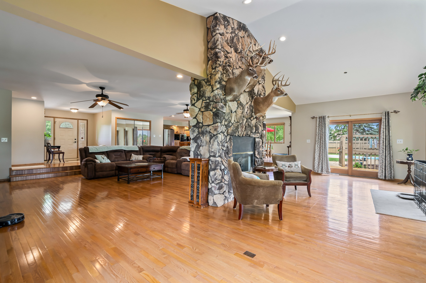 22601 South Spencer Road New Lenox, IL 60451 - Photo 7 of 93 Gallery Image 7