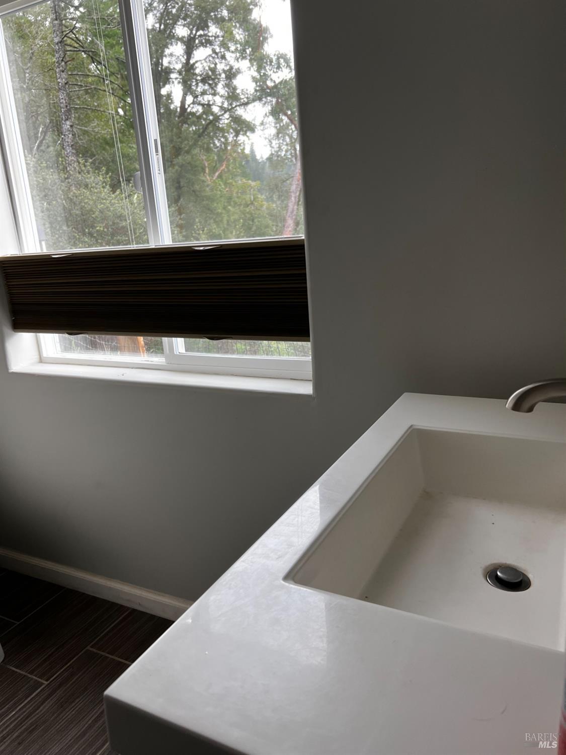 2520 French Road Phillipsville, CA 95559 - Photo 8 of 19 a view of a bathtub in a bathroom