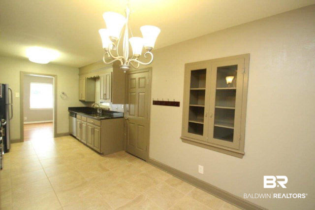 35 Lourando Drive Mobile, AL 36606 - Photo 10 of 17