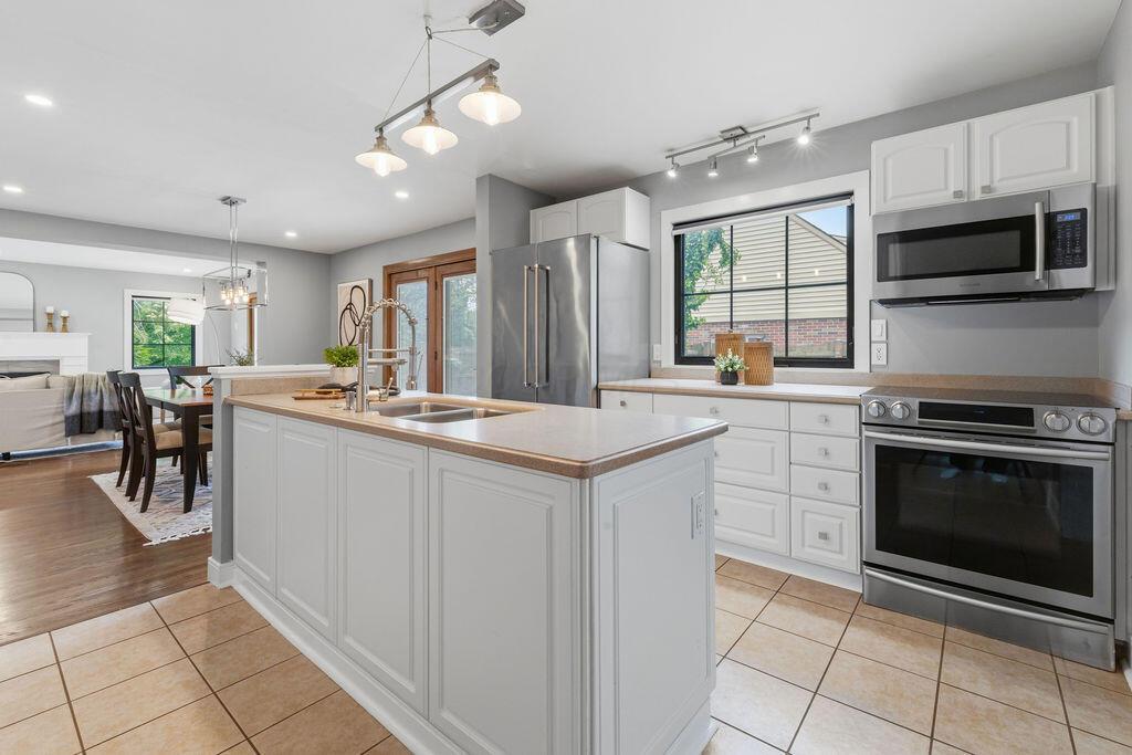 1455 Berkshire Road Columbus, OH 43221 - Photo 18 of 85