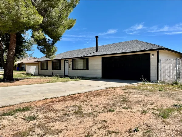 $398,000 | 16661 Central Apple Valley, Apple Valley, CA 92307