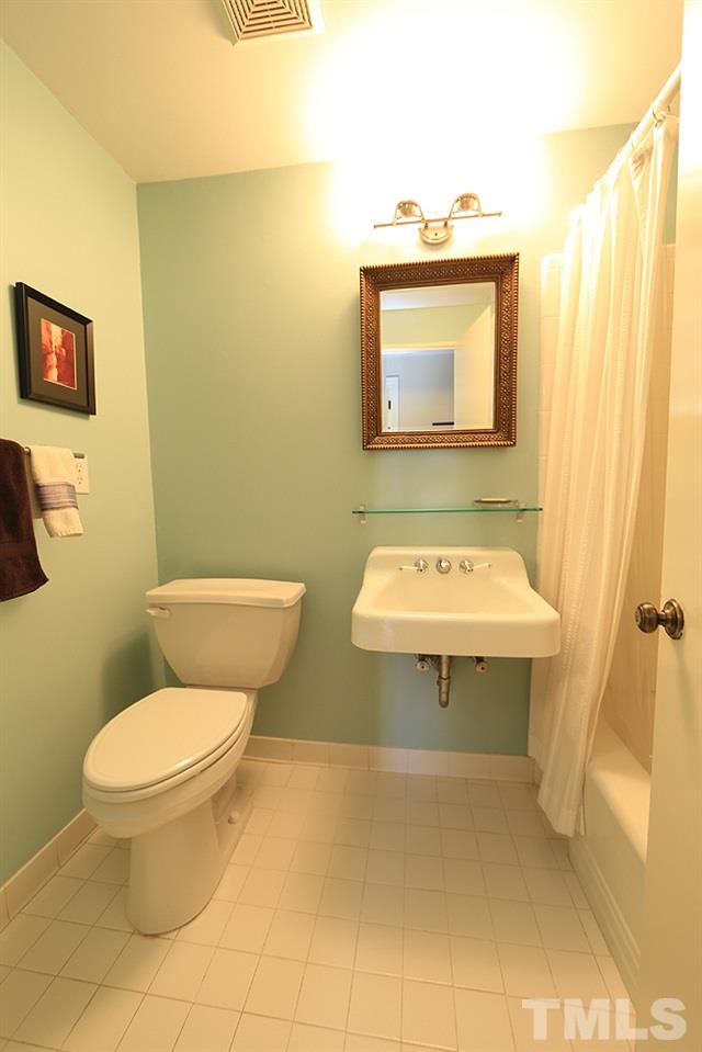 2602 Cambridge Road Raleigh, NC 27608 - Photo 19 of 29