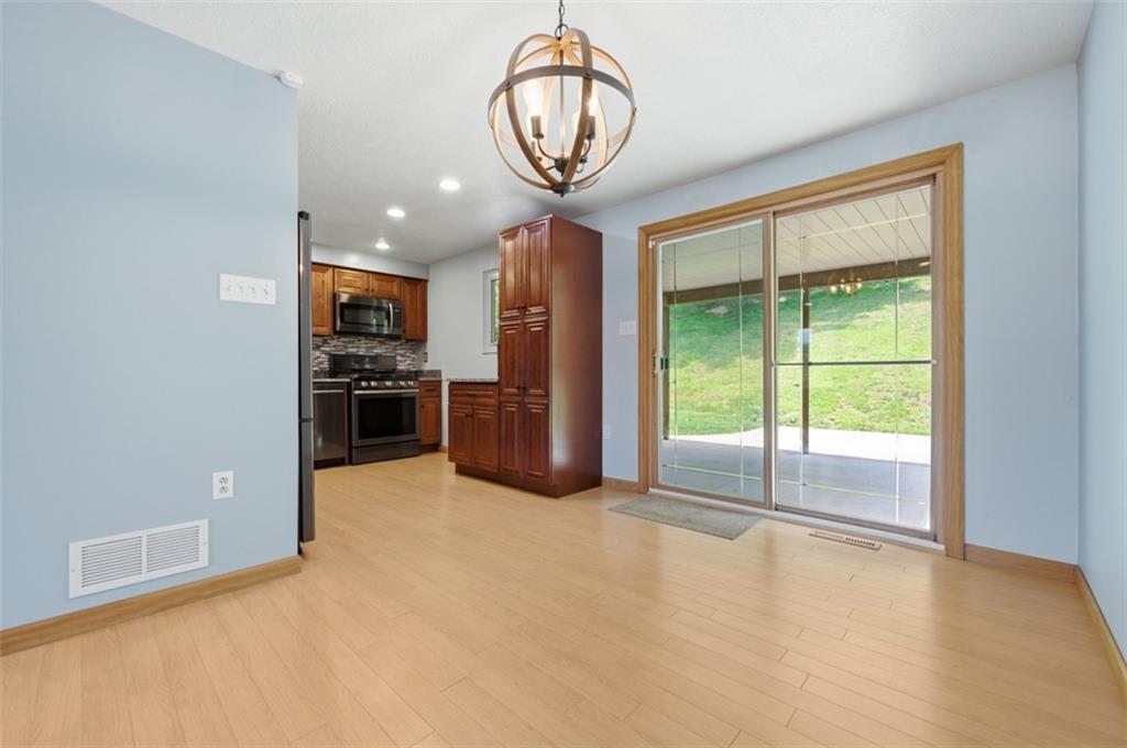 18 Kohleen Drive McKees Rocks, PA 15136 - Photo 14 of 50