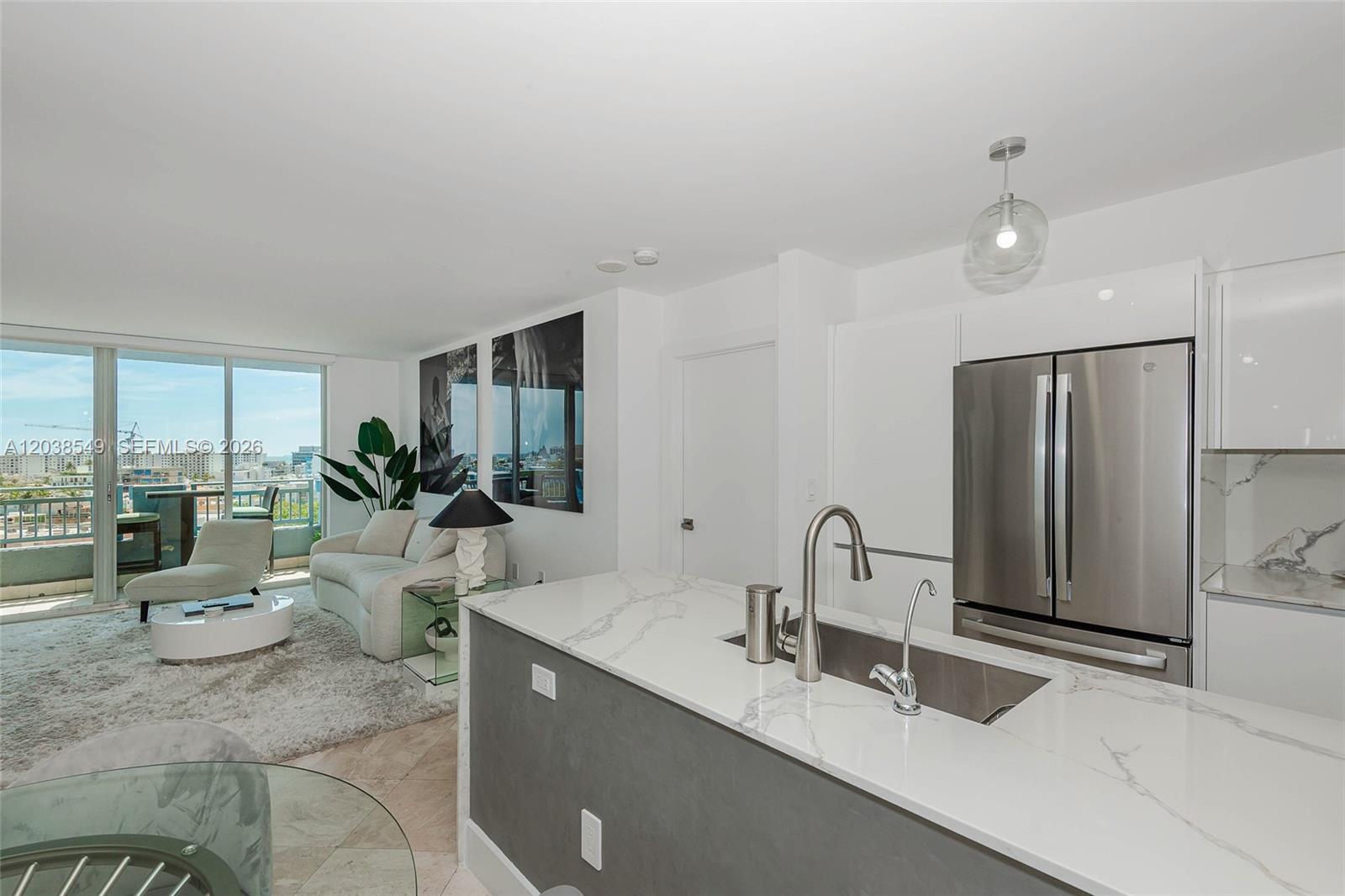 90 Alton Road, Unit 1109 Miami Beach, FL 33139 - Photo 3 of 28