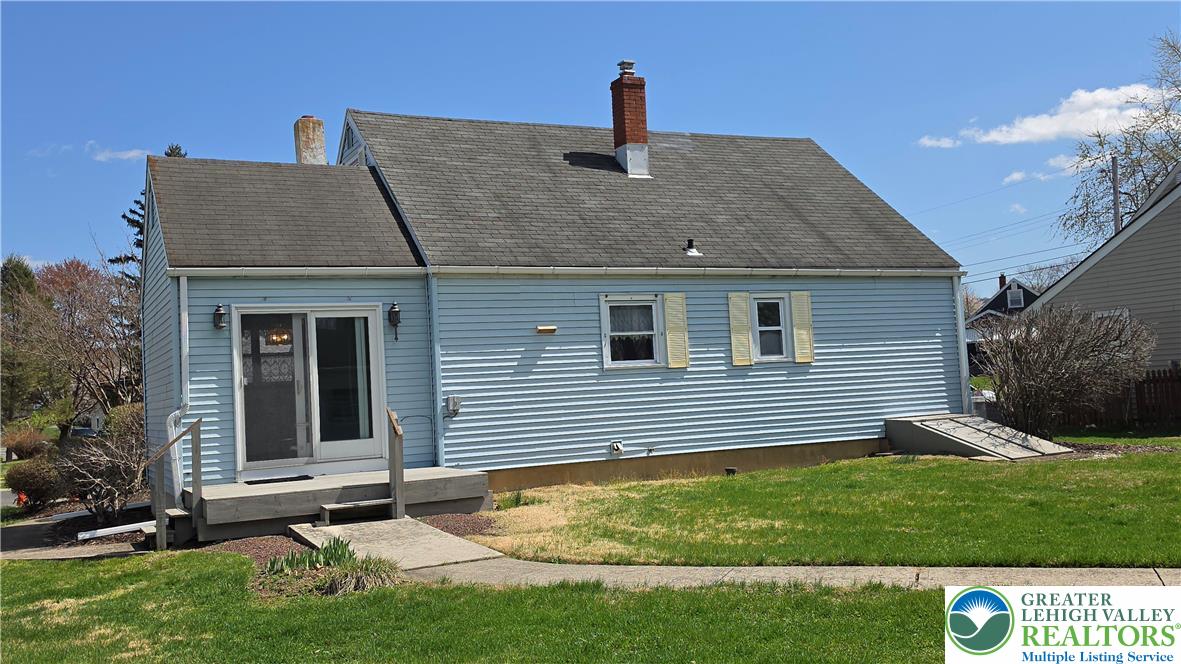 522 Rentzheimer Drive Hellertown, PA 18055 - Photo 13 of 57 a front view of a house with a yard