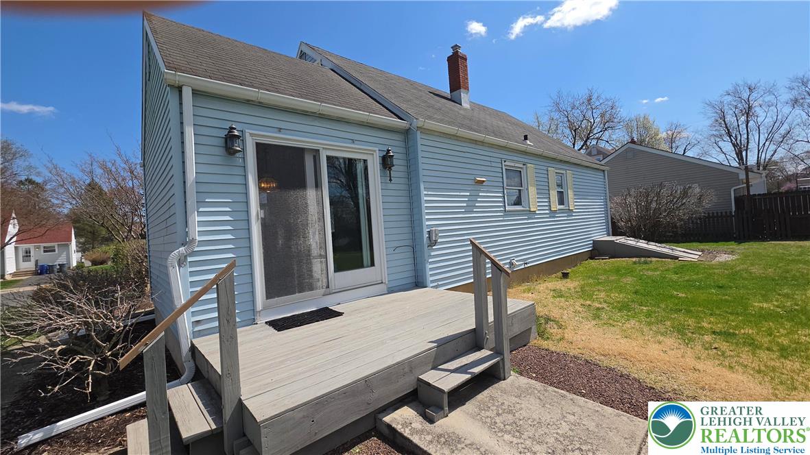 522 Rentzheimer Drive Hellertown, PA 18055 - Photo 14 of 57