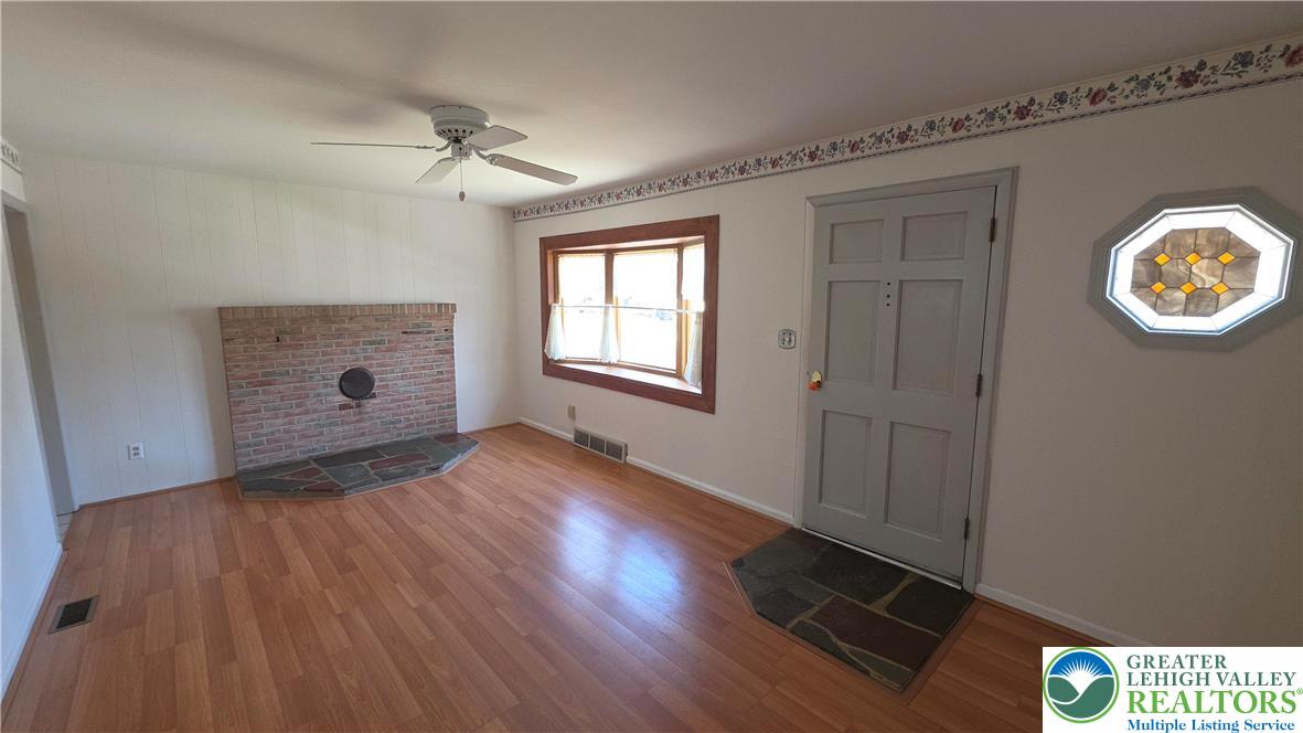 522 Rentzheimer Drive Hellertown, PA 18055 - Photo 25 of 57 wooden floor in an empty room with a window