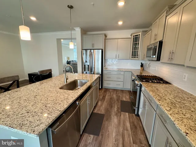 $2,700 | 5964 Forum Square, Frederick, MD 21703