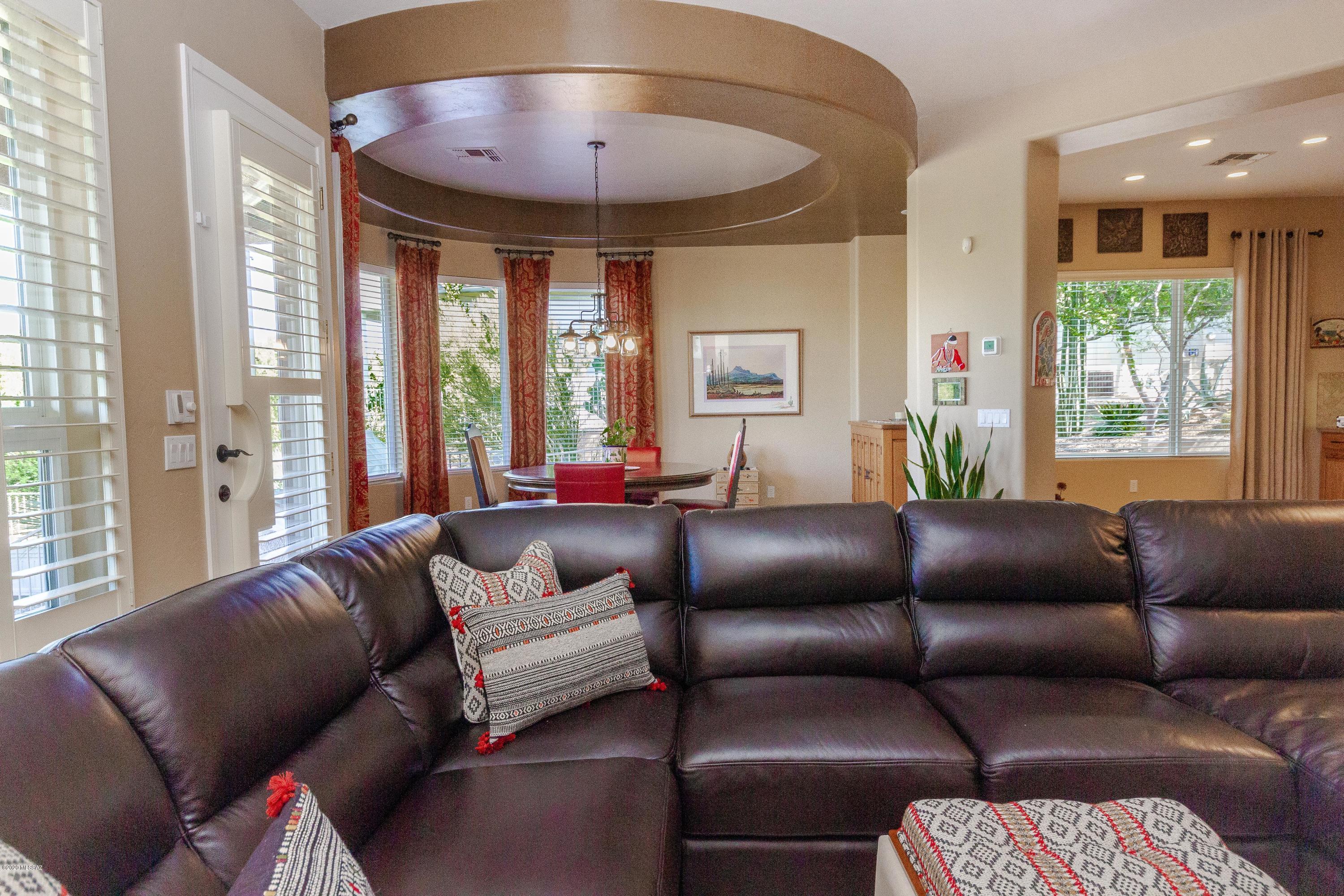 12707 North Piping Rock Road Oro Valley, AZ 85755 - Photo 42 of 50