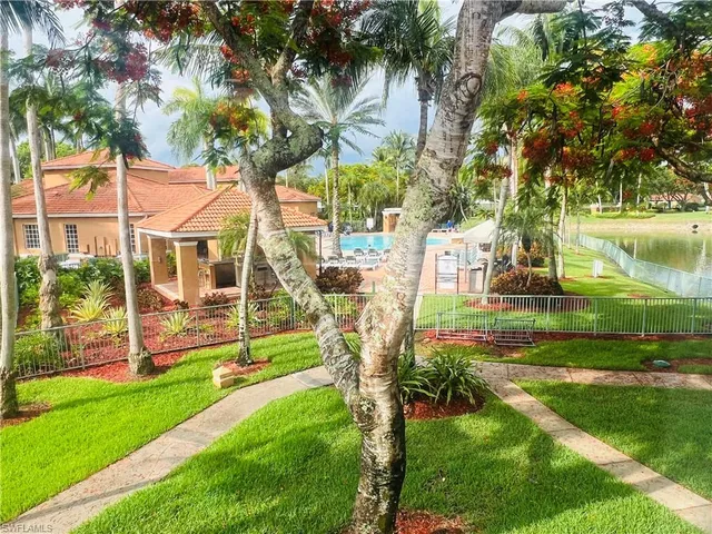 $1,875 | 1275 Wildwood Lakes Boulevard, Unit 202, Naples, FL 34104