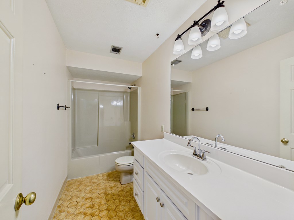 233 Ga Highway Fortson, GA 31808 - Photo 32 of 65 Hall Bath