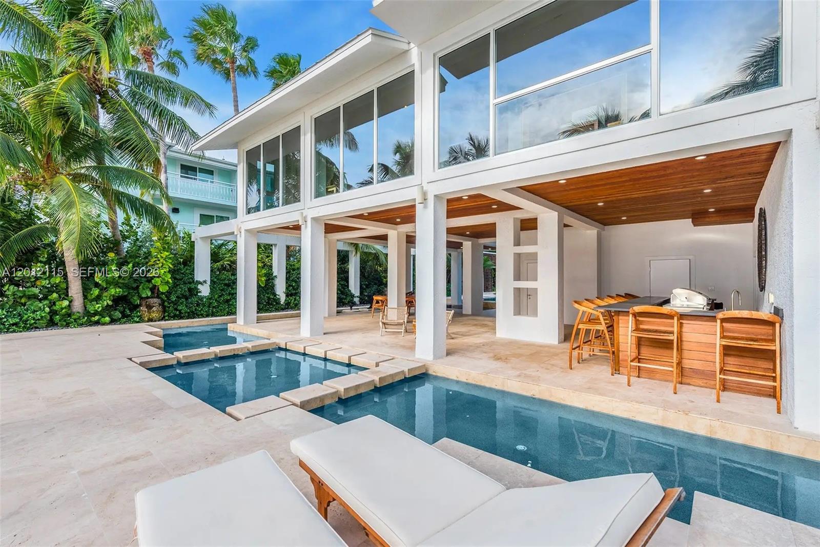 60 Ocean Front Drive Key Largo, FL 33037 - Photo 9 of 85