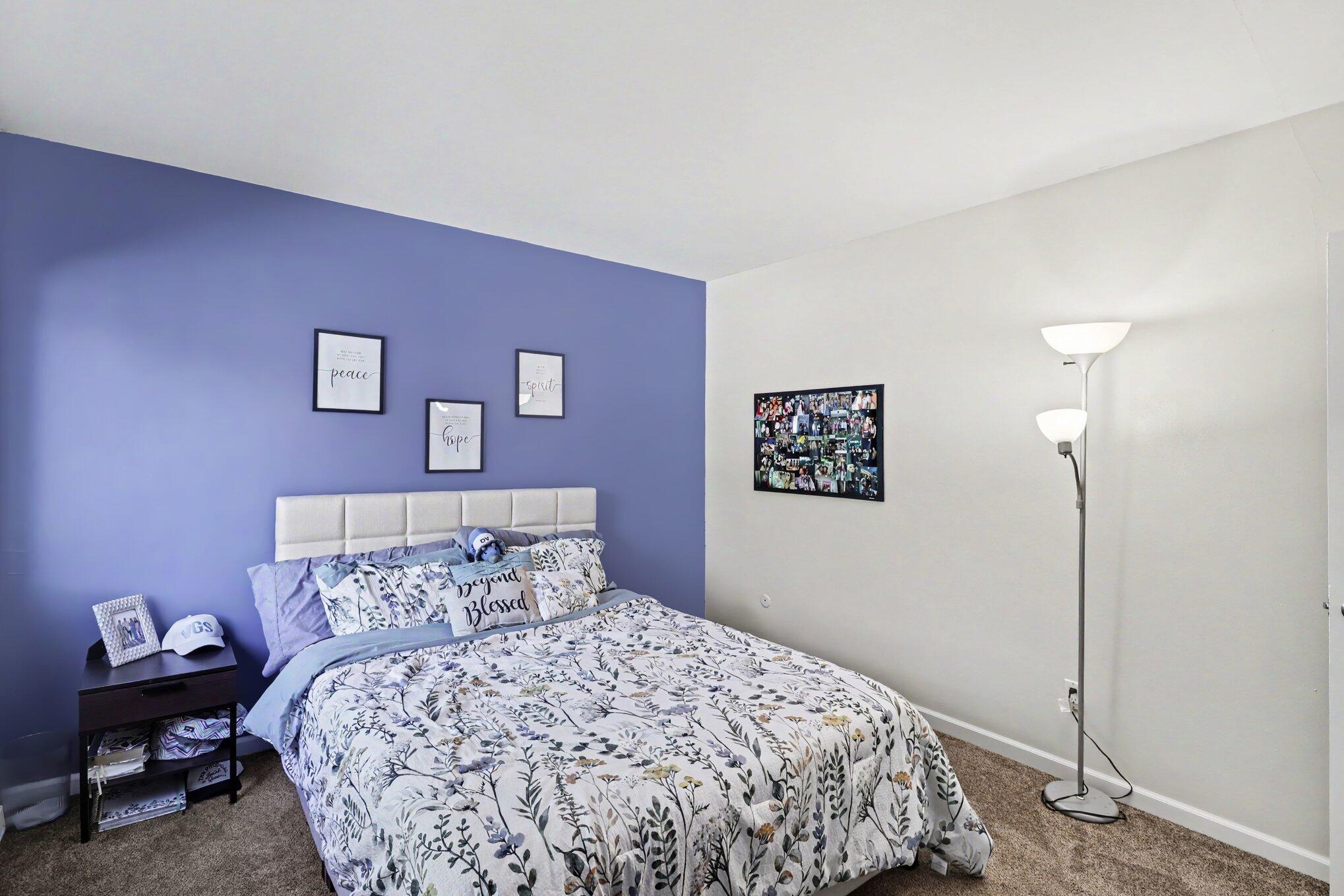 756 West Kilgore Road, Unit 205 Kalamazoo, MI 49008 - Photo 8 of 16 010_file_9893
