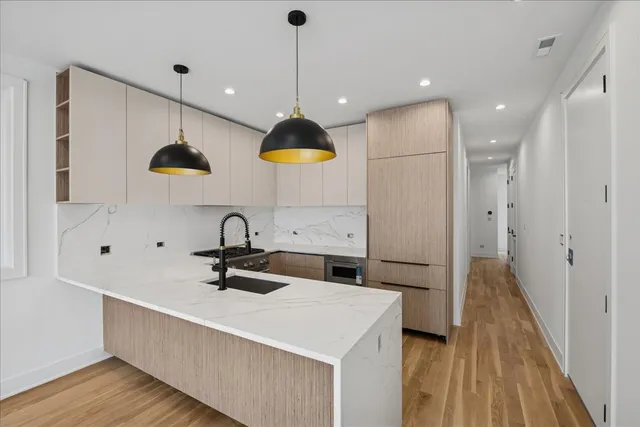 $2,599,000 | 1325 North Artesian Avenue, Chicago, IL 60622