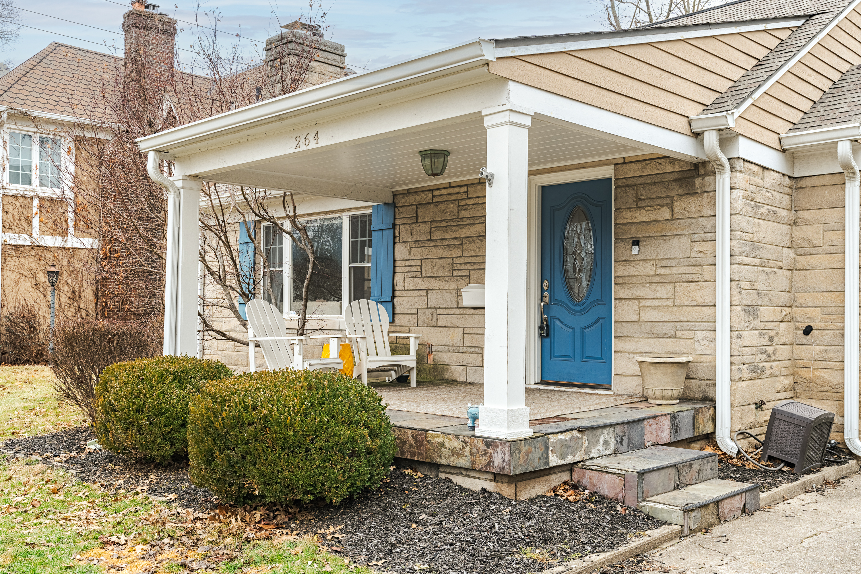 264 Blue Ridge Road Indianapolis, IN 46208 - Photo 4 of 44