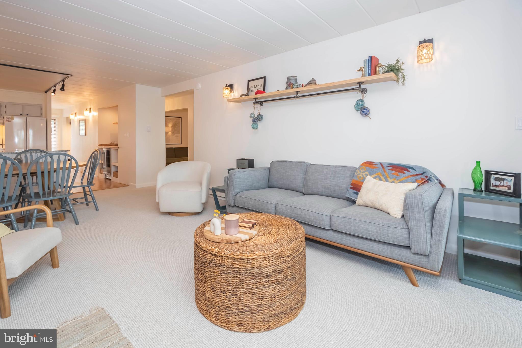 189 Red Run Road, Unit 1C2 Oakland, MD 21550 - Photo 12 of 50 a living room with furniture
