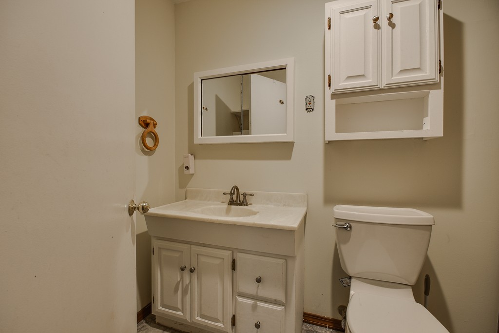 21 Pamela Road Framingham, MA 01701 - Photo 24 of 30 Gallery Image 24