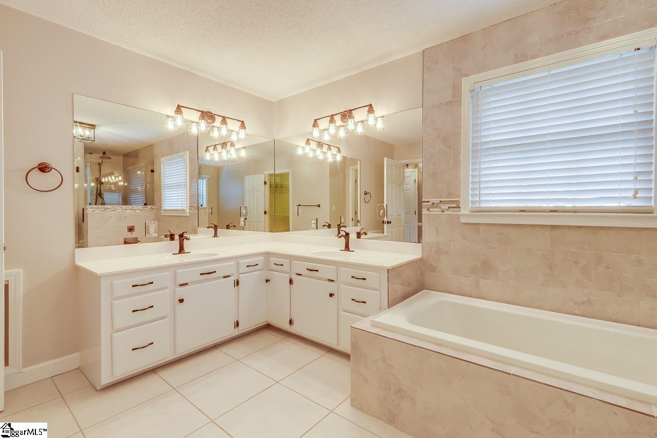 354 Adger Road Easley, SC 29642 - Photo 17 of 36