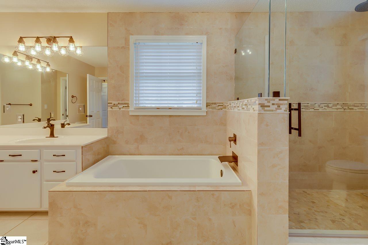 354 Adger Road Easley, SC 29642 - Photo 18 of 36