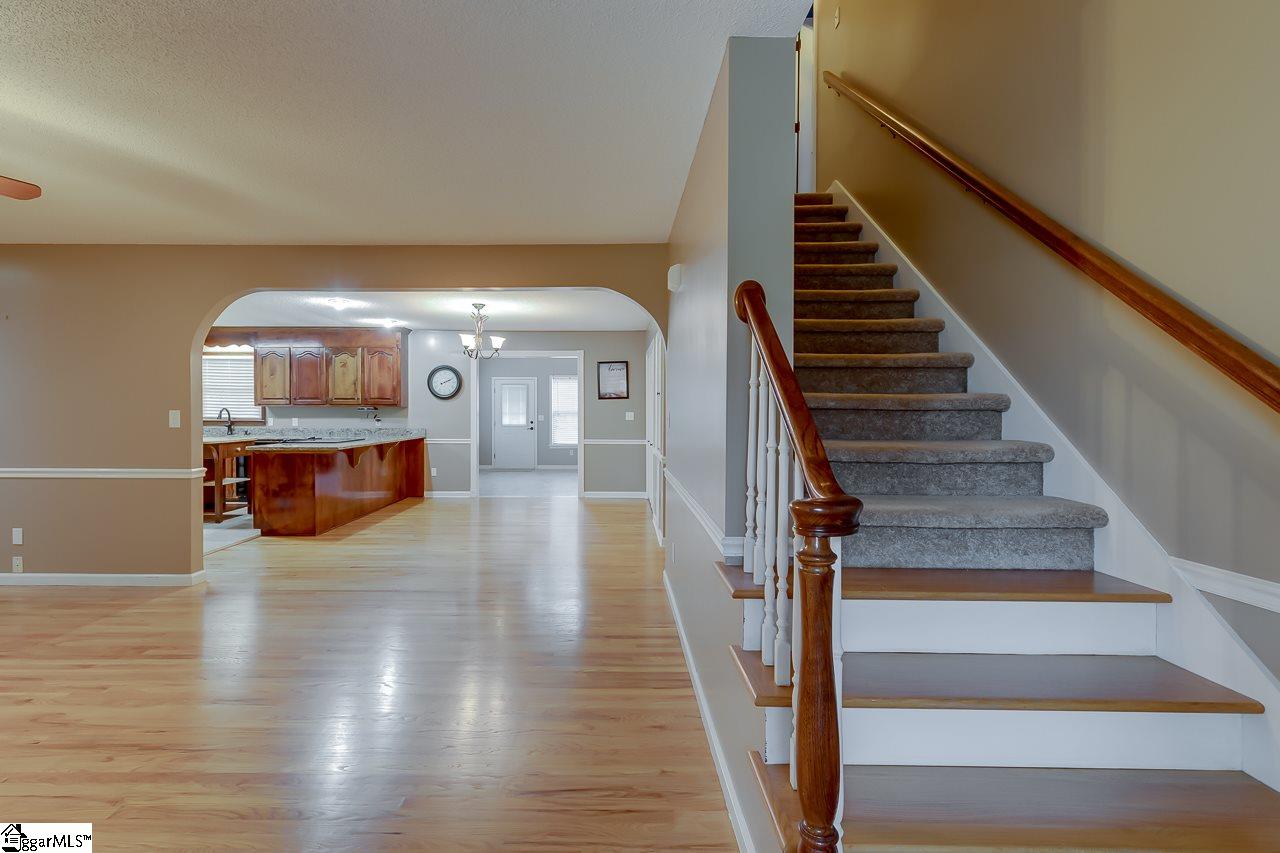 354 Adger Road Easley, SC 29642 - Photo 3 of 36