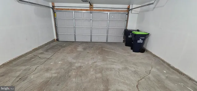 a view of a garage