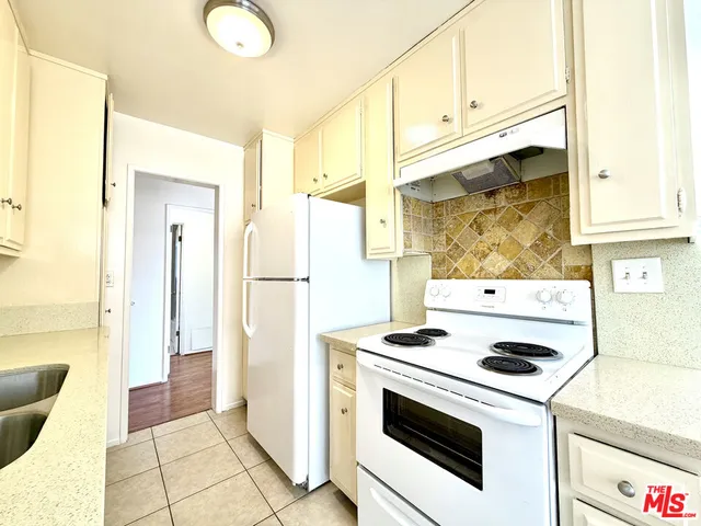 $2,195 | 9157 Alcott Street, Unit 4, Los Angeles, CA 90035