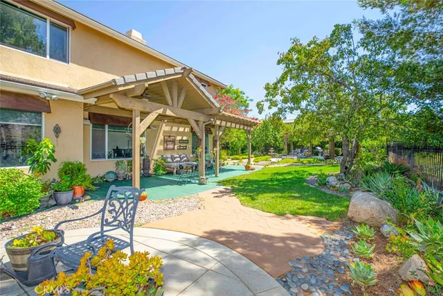 $1,699,000 | 10266 Horse Haven Street, Sun Valley, CA 91352