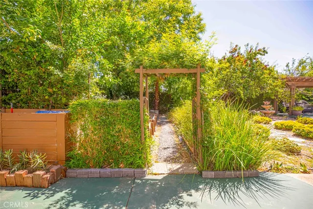 $1,699,000 | 10266 Horse Haven Street, Sun Valley, CA 91352