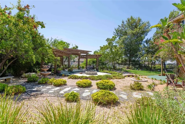 $1,699,000 | 10266 Horse Haven Street, Sun Valley, CA 91352