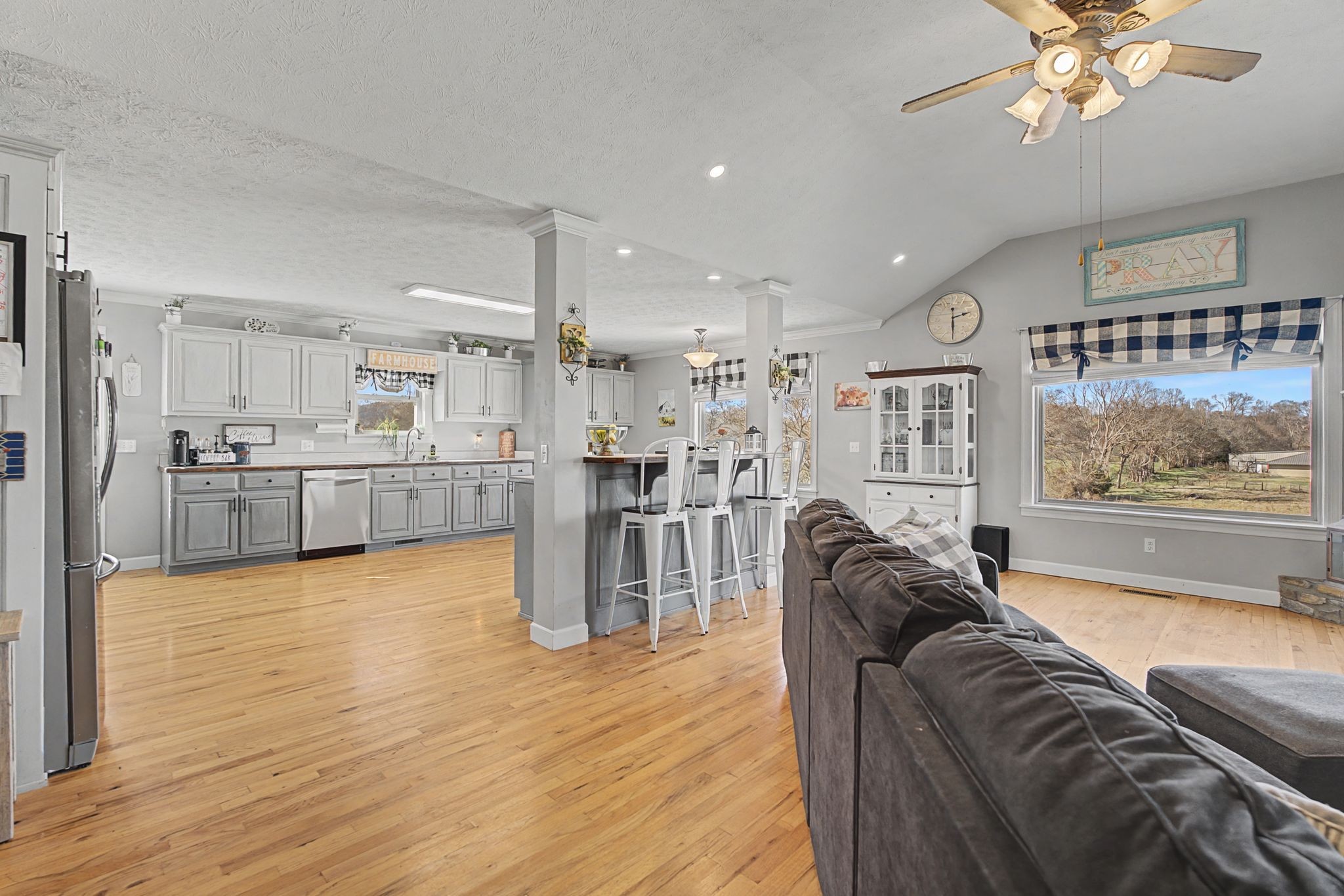 48 Fox Run Lane Carthage, TN 37030 - Photo 15 of 38 a living room with furniture and kitchen view