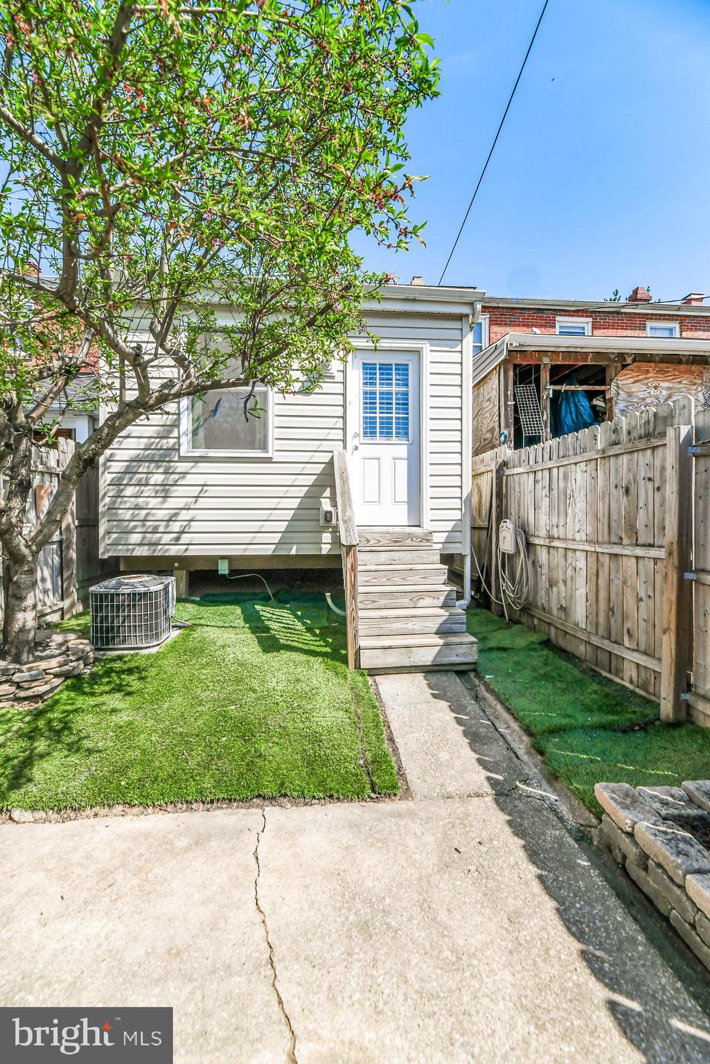 8161 Mid Haven Road Baltimore, MD 21222 - Photo 26 of 28