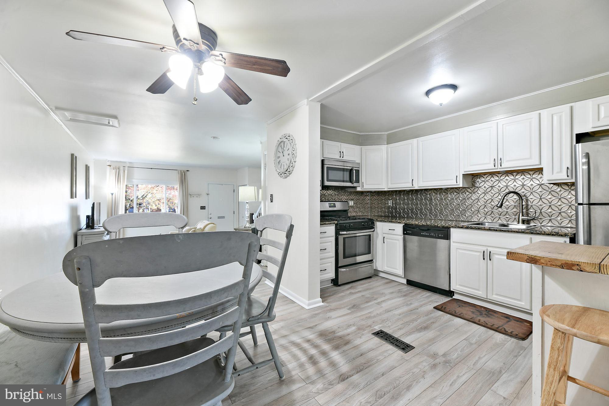 8161 Mid Haven Road Baltimore, MD 21222 - Photo 7 of 28