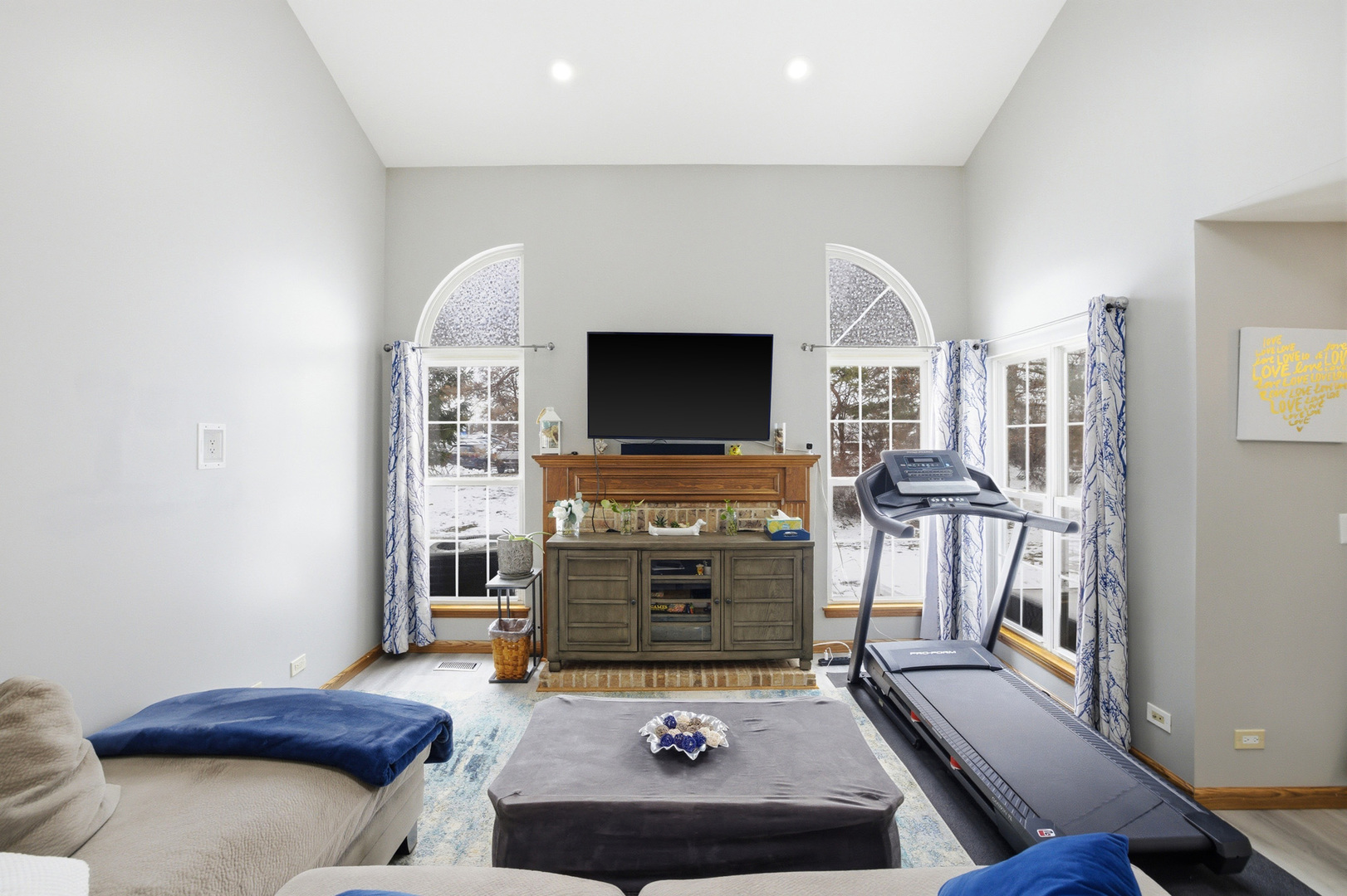 36106 North Springbrook Lane Gurnee, IL 60031 - Photo 2 of 24