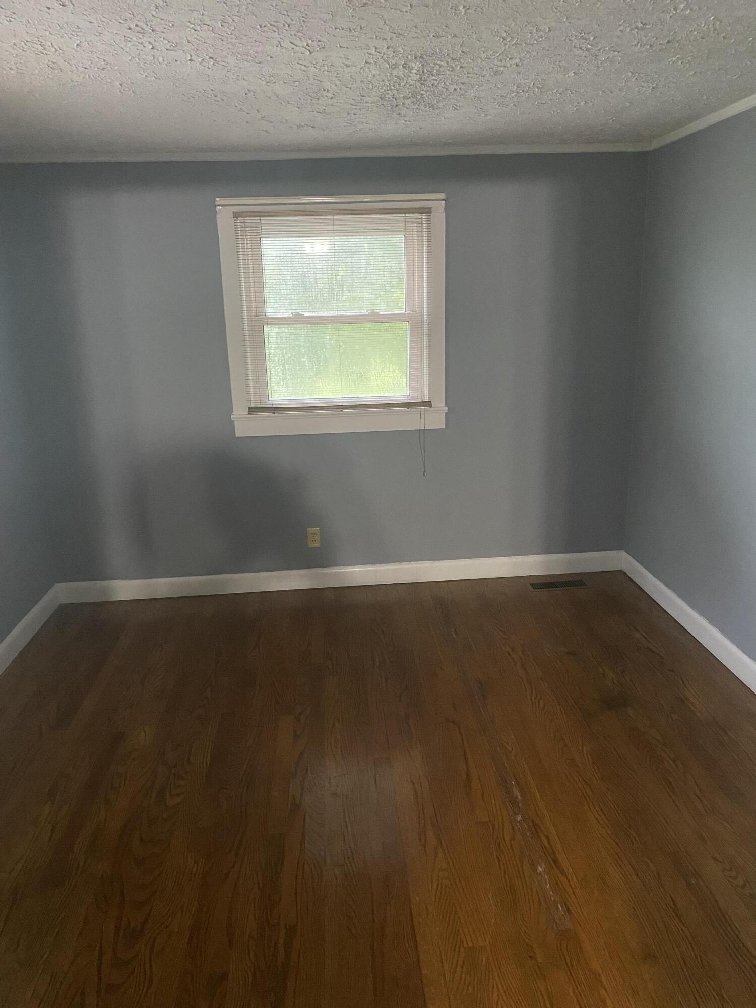 427 Wykle Road Greeneville, TN 37743 - Photo 10 of 16 IMG_3683