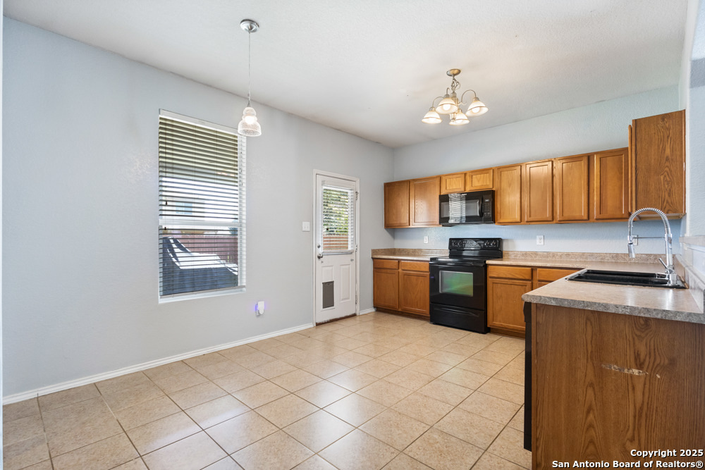 3604 Sharp Hill Selma, TX 78154 - Photo 9 of 26