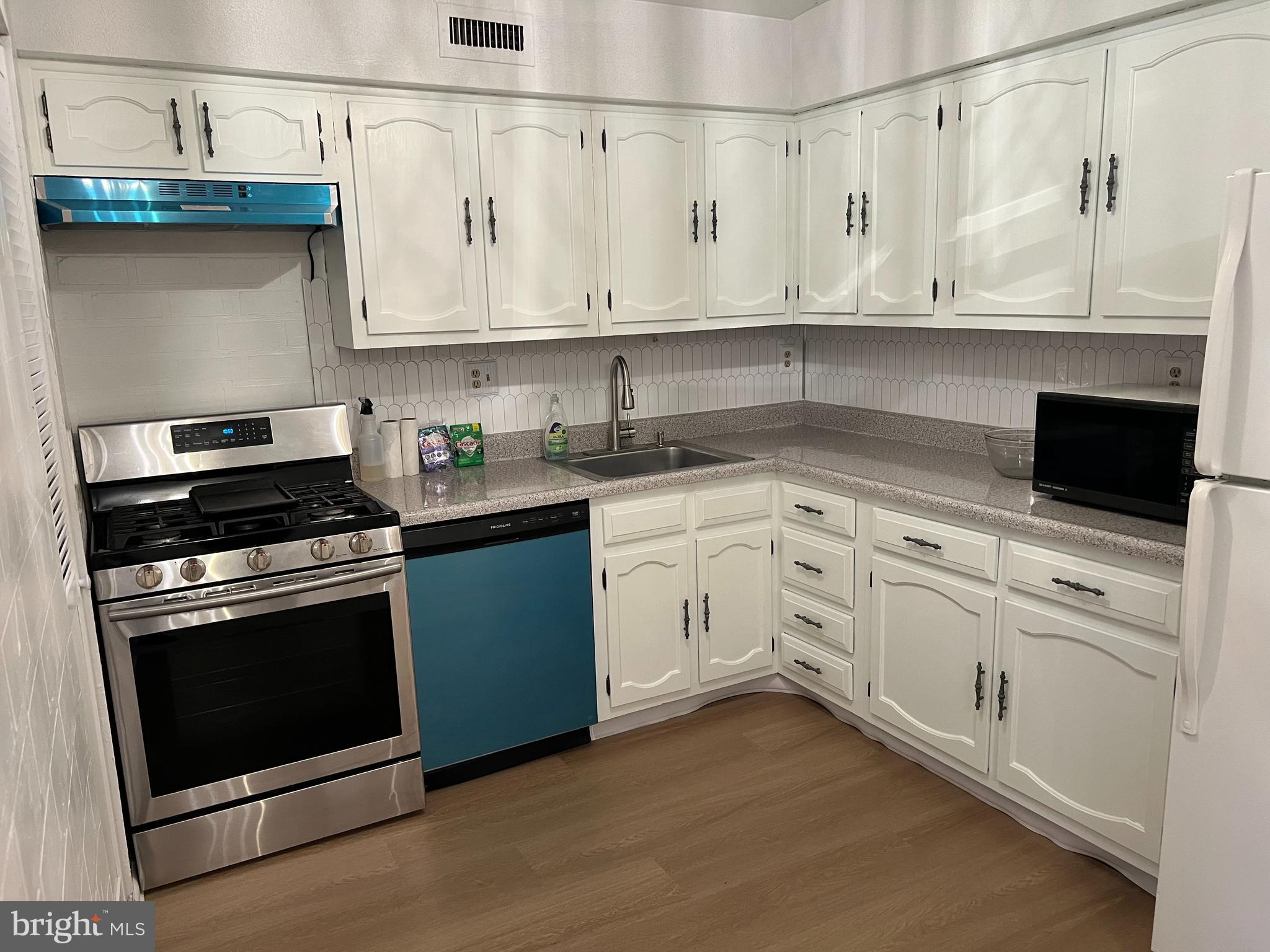 809 Red Lion Road, Unit B36 Philadelphia, PA 19115 - Photo 5 of 16