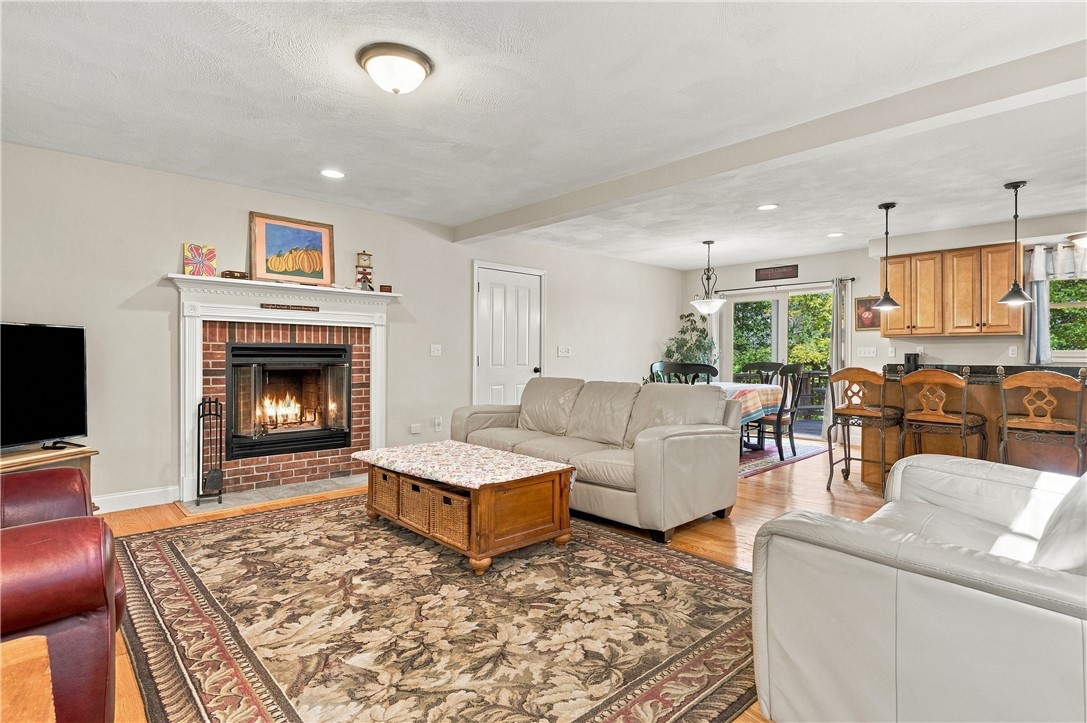 43 Old River Road Lincoln, RI 02865 - Photo 11 of 48 Gallery Image 11