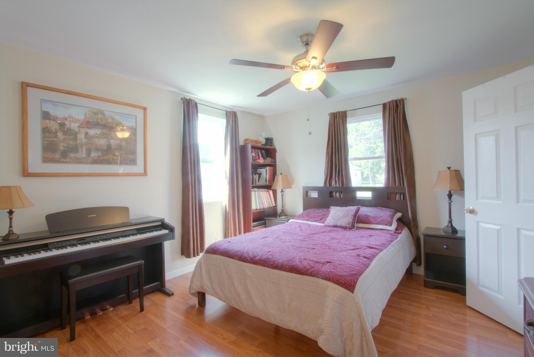 105 Homberg Avenue Baltimore, MD 21221 - Photo 8 of 20 Bedroom (Master)