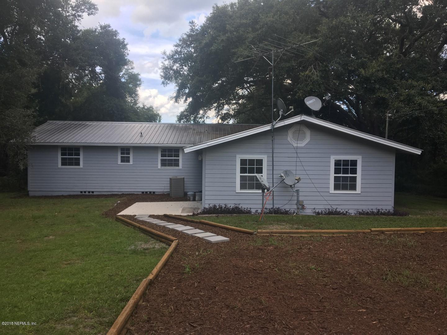 7041 Gatorbone Road Keystone Heights, FL 32656 - Photo 1 of 15 01) Comfortable Home