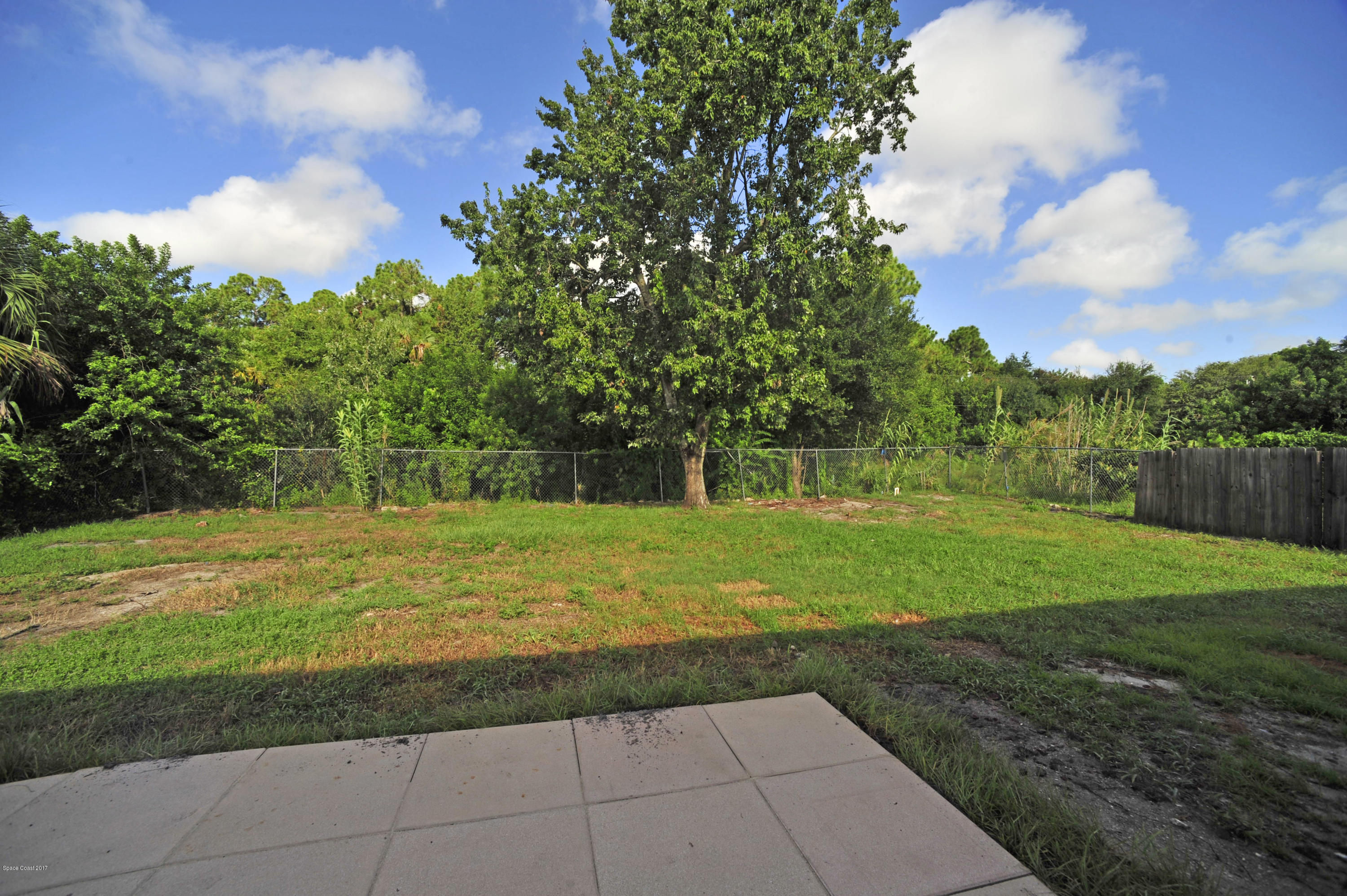 875 Doverbrook Road Northwest Palm Bay, FL 32907 - Photo 16 of 17 _REW0630