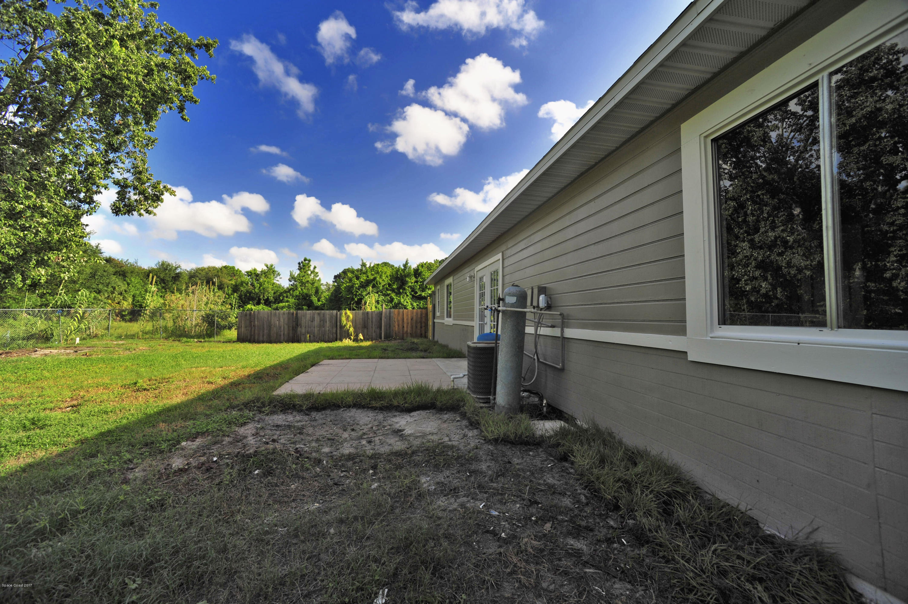 875 Doverbrook Road Northwest Palm Bay, FL 32907 - Photo 17 of 17 _REW0631