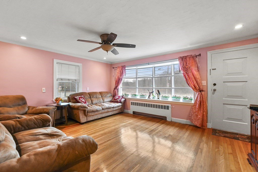 440 Trapelo Road Waltham, MA 02452 - Photo 2 of 18 Gallery Image 2