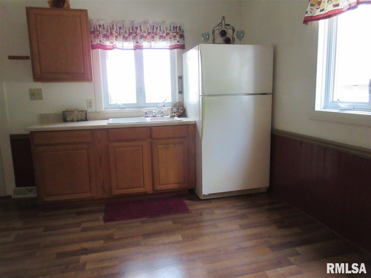 111 West A Street Alpha, IL 61413 - Photo 9 of 11 Gallery Image 9