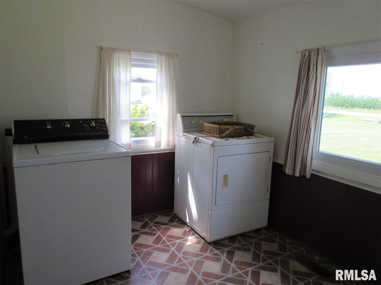 111 West A Street Alpha, IL 61413 - Photo 10 of 11 Gallery Image 10