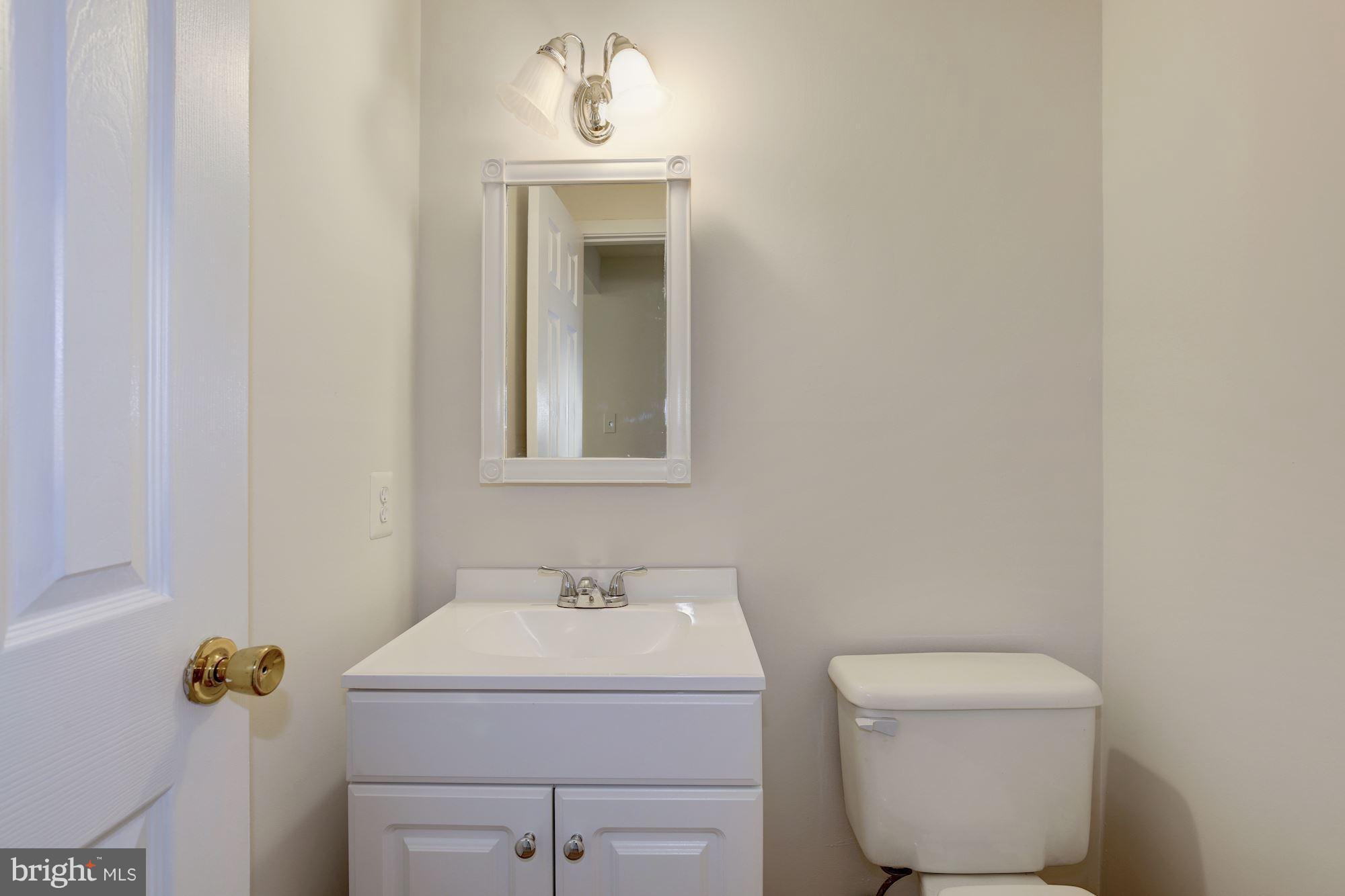 5765 Heming Avenue Springfield, VA 22151 - Photo 15 of 30 Interior (General)