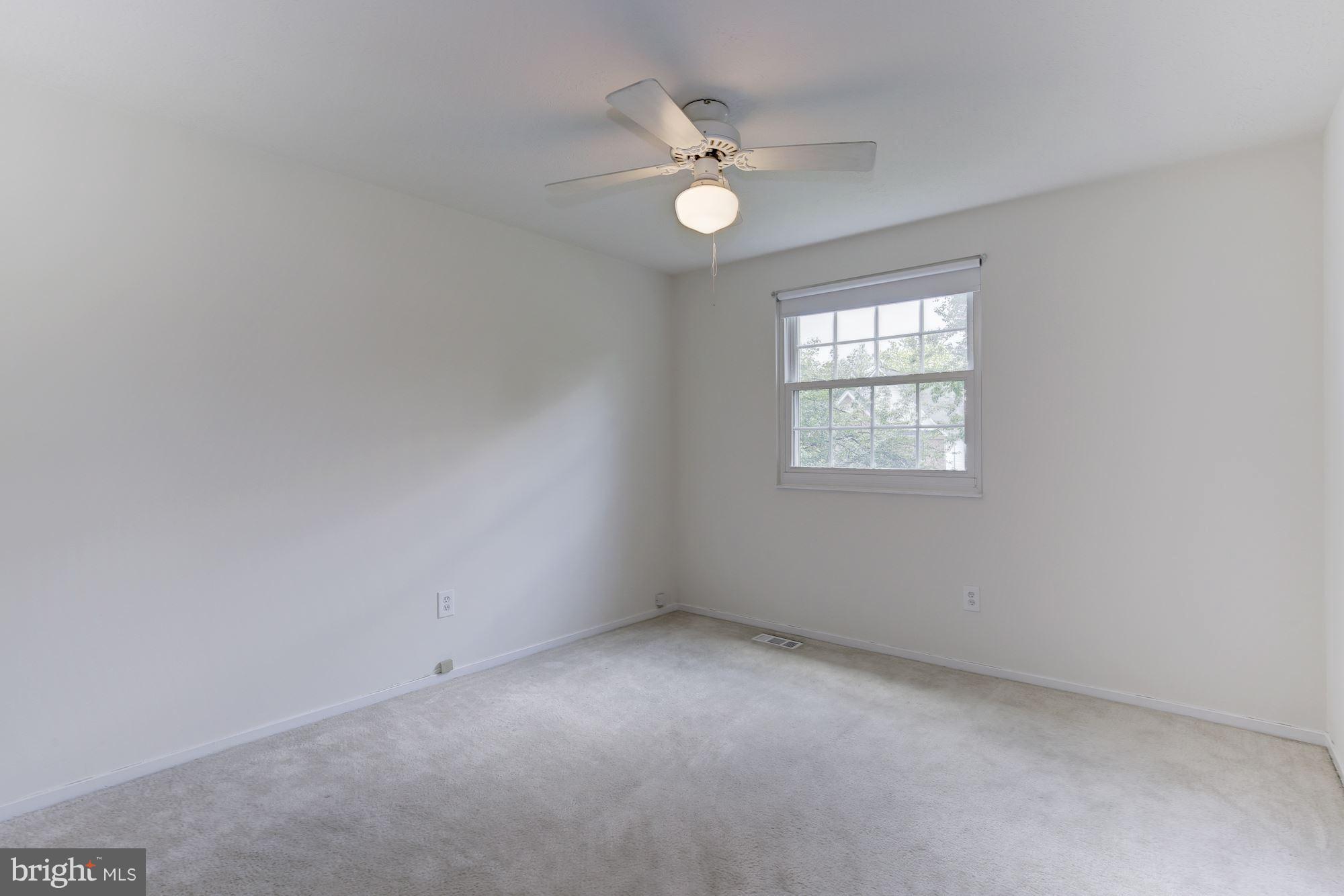 5765 Heming Avenue Springfield, VA 22151 - Photo 20 of 30 Bedroom
