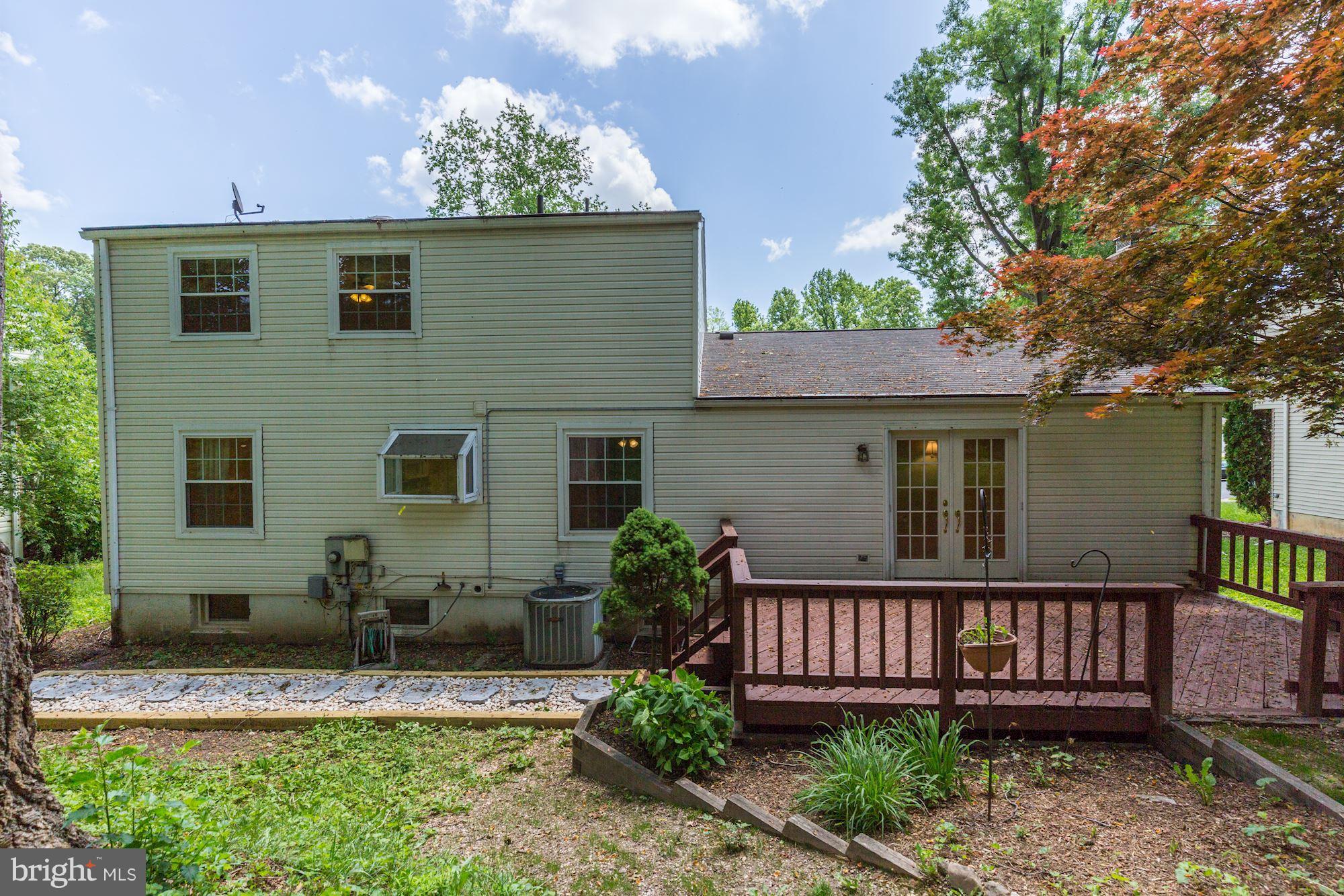 5765 Heming Avenue Springfield, VA 22151 - Photo 28 of 30 Exterior (Rear)