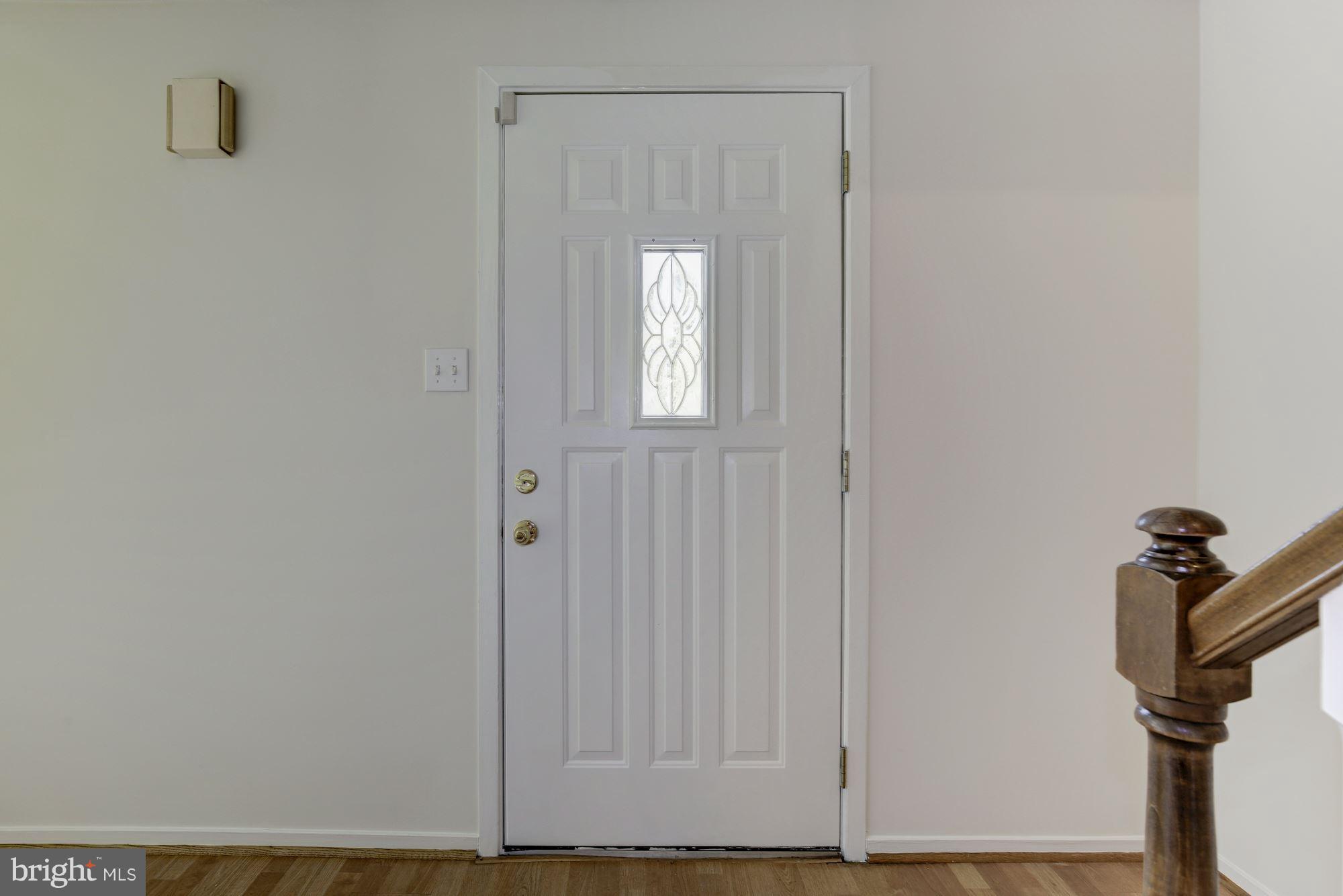 5765 Heming Avenue Springfield, VA 22151 - Photo 4 of 30 Interior (General)